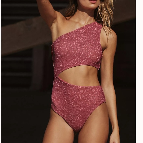 Beach Riot Celine One Piece - Picture 1 of 2